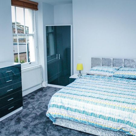 Camden Large 2 Bedroom Flat Guest House London Exterior foto